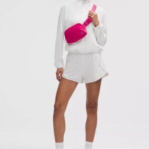 Lululemon Everywhere belt bag NWT, pink, 1L